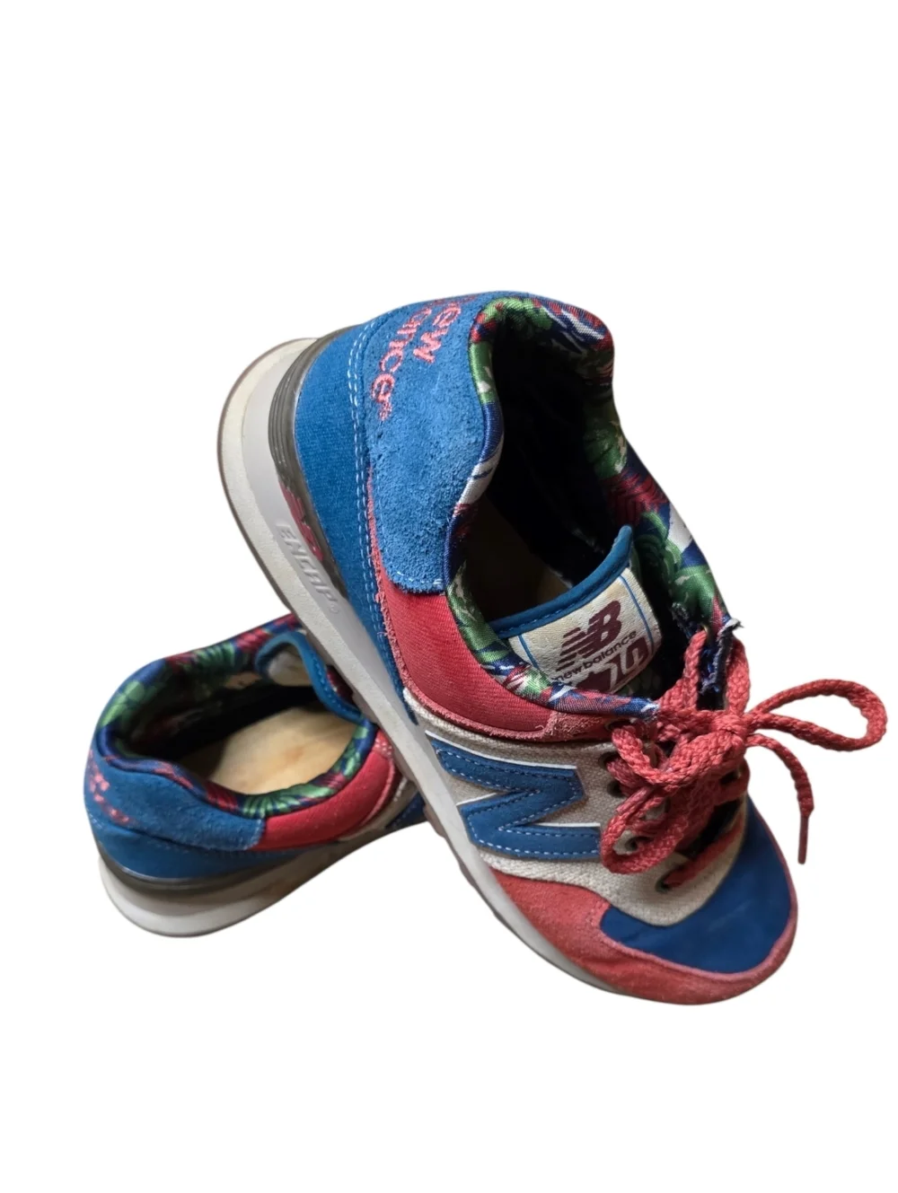 New Balance 574 Botanical Garden Edition Size Mens 8.5